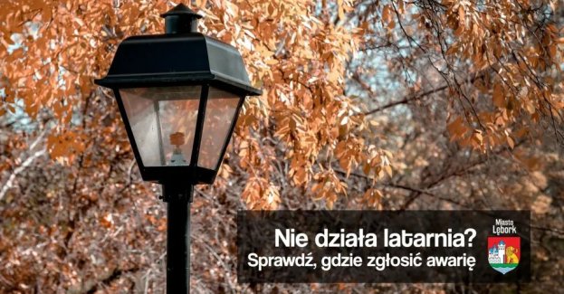 Za utrzymanie miejskiego oświetlenia ulicznego w Lęborku odpowiada Energa Oświetlenie. Awarię można zgłosić telefonicznie lub mailowo.